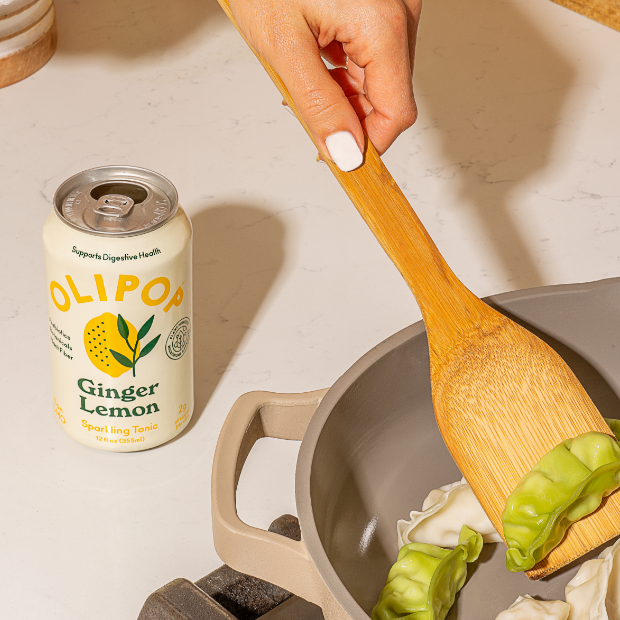 Ginger Lemon Prebiotic Soda 9g Fiber | OLIPOP