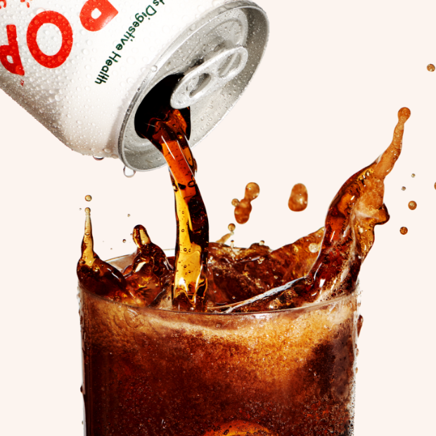 Vintage Cola Prebiotic Soda 9g Fiber | OLIPOP